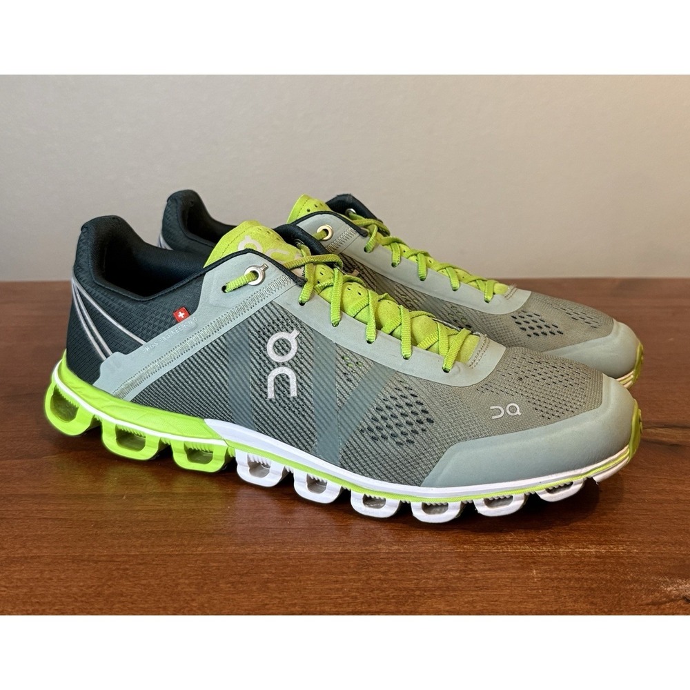 On Running Cloudflow Running Shoes Moss / Lime Green | Men's Size 9.5